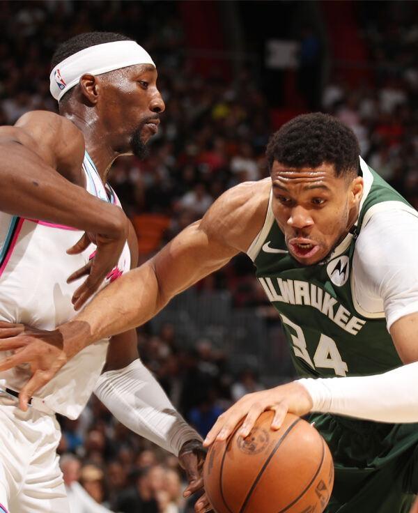 雄鹿新秀表现惊艳，全场观众掌声不断，准备类别上海社区您的.九游游戏下载中心