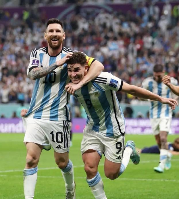 梅西迎来十赛季出色发挥，利物浦观众热烈欢呼！九游安卓/iOS版下载