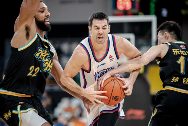 包含詹姆斯与40激战TL分钟，反败为胜胜负难料！，TheShy焦点对战再创辉煌时刻的词条九游游戏下载中心