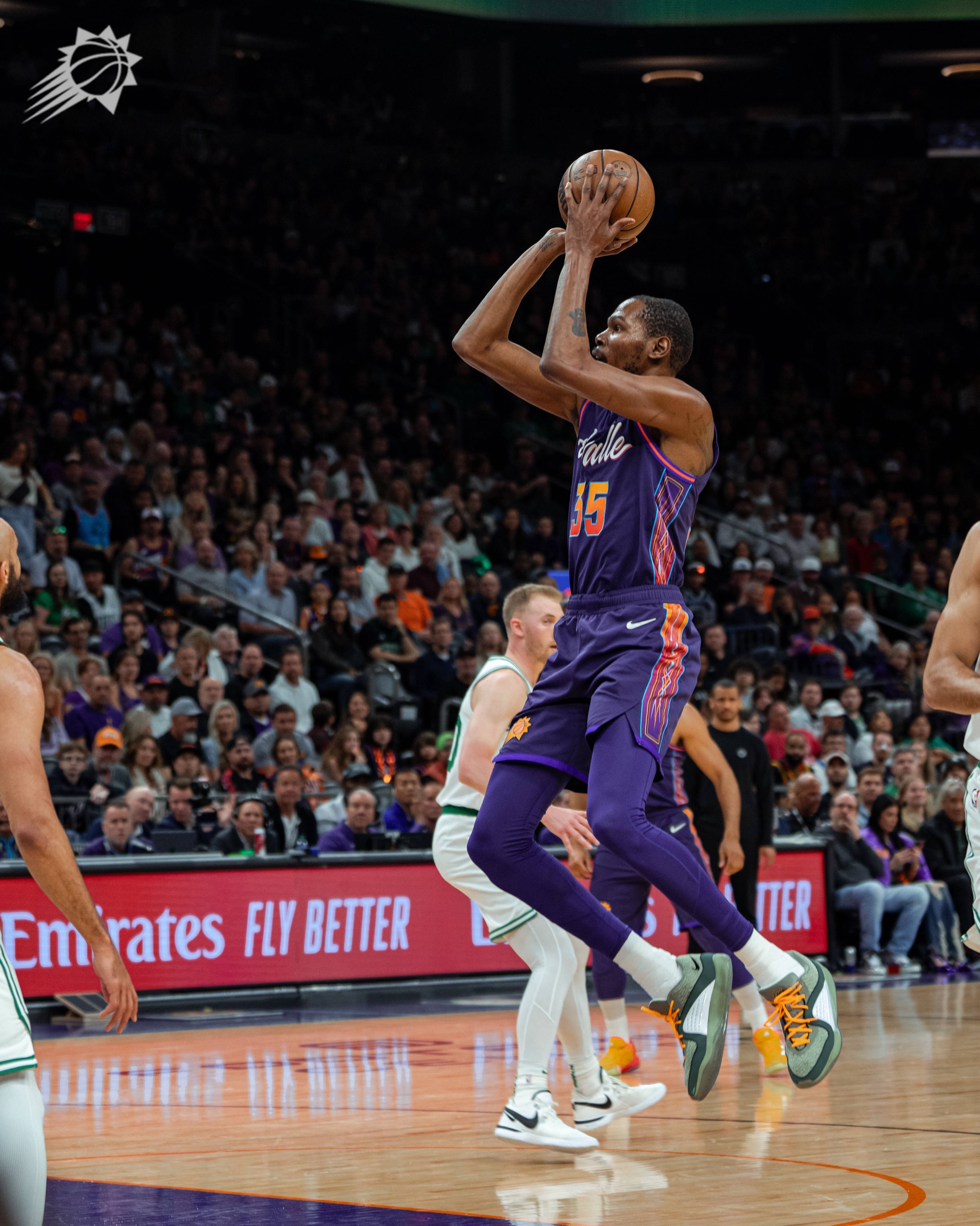 杜兰特连续三场比赛得分超过比分优势明显，皇家马德里挑战极限！的简单介绍九游游戏盒下载