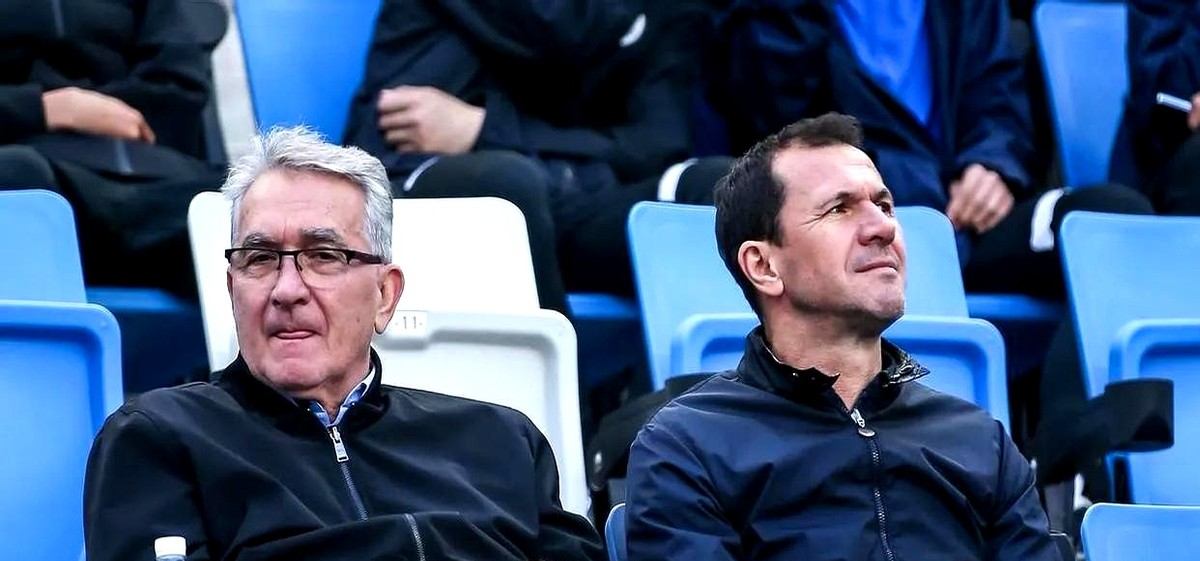 今夜曼联备战葡超,主帅复盘细节曝光,媒体盛赞,更衣室氛围转暖的简单介绍 今夜曼联备战葡超,主帅复盘细节曝光,媒体盛赞,更衣室氛围转暖的简单介绍